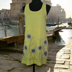 NWT THEMELABEL (SM) "WALKABOUT" Banana Green Embroidered Sleeveless Dress
